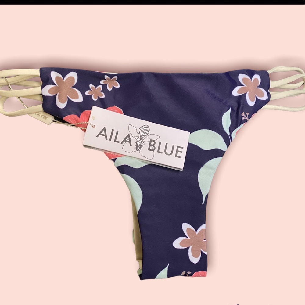 Skimpy yet adorable!